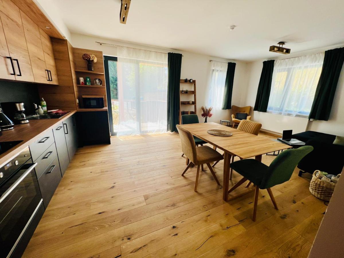 Family 2 Bedroom Ski&Bike Apartment With Terrase Janske Lazne Εξωτερικό φωτογραφία